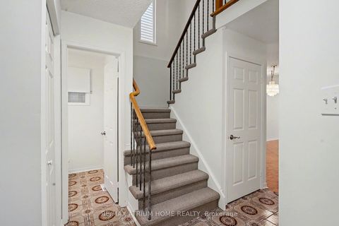 Photo 2 at 139 Esther Crescent, Yorkhill, Vaughan