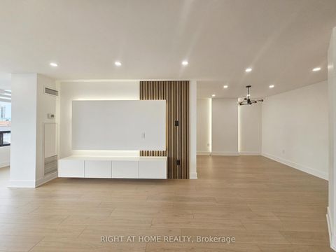 Photo 7 at 512 - 7460 Bathurst Street, Brownridge, Vaughan