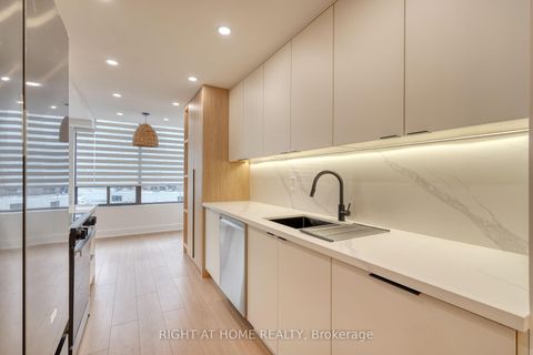 Photo 11 at 512 - 7460 Bathurst Street, Brownridge, Vaughan