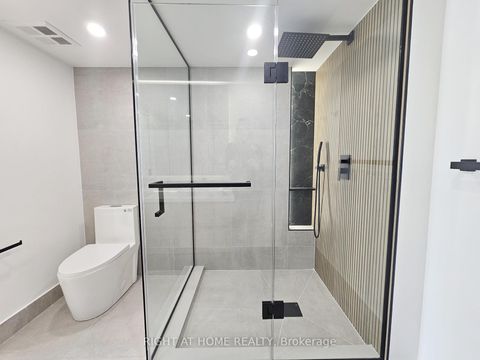 Photo 23 at 512 - 7460 Bathurst Street, Brownridge, Vaughan