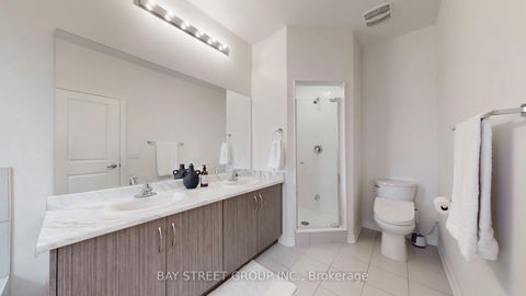 Photo 18 at 80 Puisaya Drive, Rural Richmond Hill, Richmond Hill