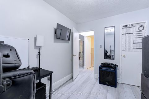 Photo 17 at 139 - 366 The East Mall, City Centre West, Toronto