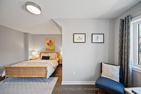 Photo 32 at 11 Howard Williams Court, Uxbridge