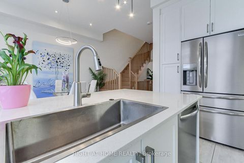 Photo 20 at 14 Pageant Avenue, Vellore Village, Vaughan