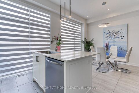 Photo 21 at 14 Pageant Avenue, Vellore Village, Vaughan