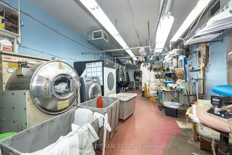 Photo 2 at 463 Bloor Street W, University, Toronto