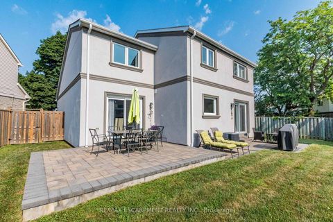 Photo 22 at 16 Ackrow Court, West Deane, Toronto