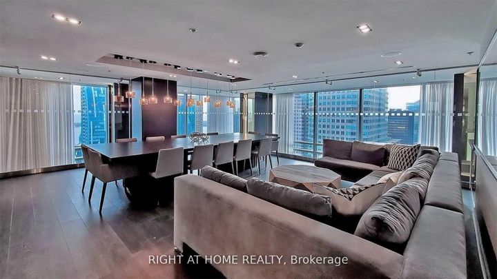 Photo 11 at 4707 - 88 Scott Street W, Yonge Corridor, Toronto