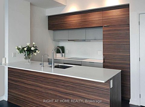 Photo 3 at 4707 - 88 Scott Street W, Yonge Corridor, Toronto