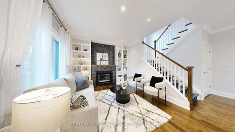 Photo 3 at 1 Dustan Crescent, East York, Toronto