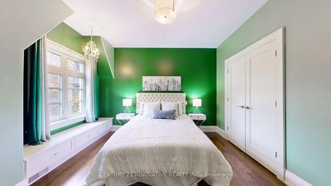 Photo 23 at 1 Dustan Crescent, East York, Toronto