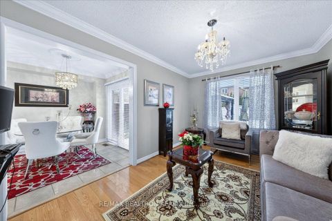 Photo 16 at 23 D'amato Crescent, Maple, Vaughan
