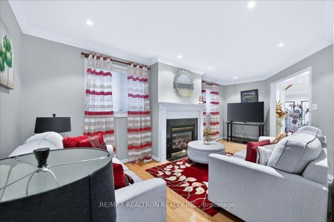 Photo 20 at 23 D'amato Crescent, Maple, Vaughan