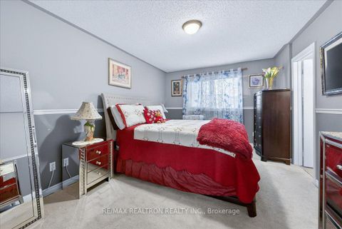 Photo 22 at 23 D'amato Crescent, Maple, Vaughan