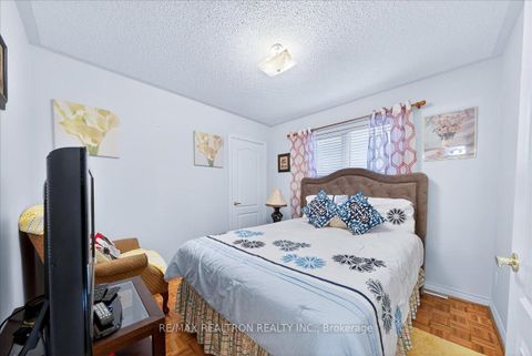 Photo 29 at 23 D'amato Crescent, Maple, Vaughan
