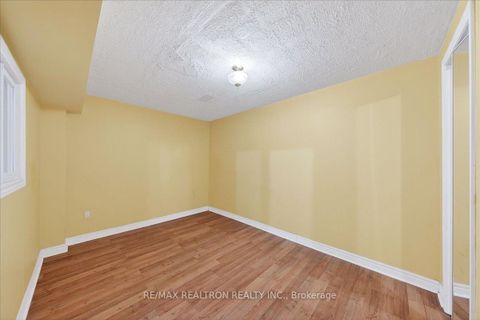 Photo 43 at 23 D'amato Crescent, Maple, Vaughan