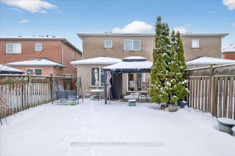 Photo 48 at 23 D'amato Crescent, Maple, Vaughan