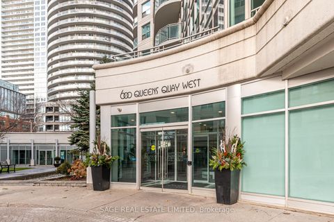 Photo 2 at 819 - 600 Queens Quay W, Waterfront Communities C1, Toronto