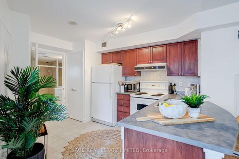 Photo 7 at 819 - 600 Queens Quay W, Waterfront Communities C1, Toronto