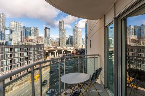 Photo 14 at 819 - 600 Queens Quay W, Waterfront Communities C1, Toronto