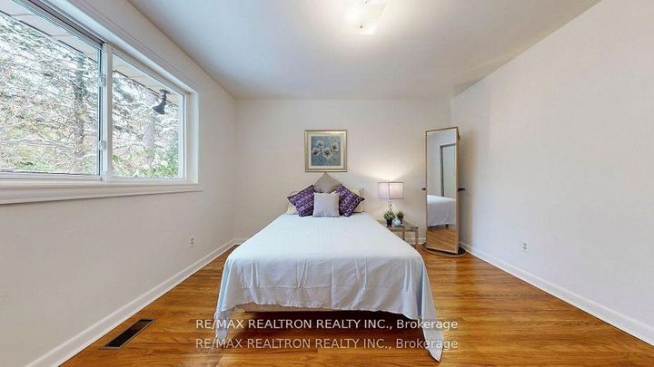 Photo 8 at 69 Mossbank Drive, Woburn, Toronto