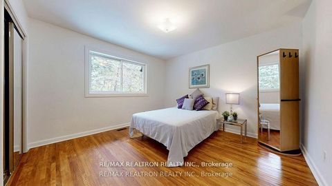 Photo 6 at 69 Mossbank Drive, Woburn, Toronto