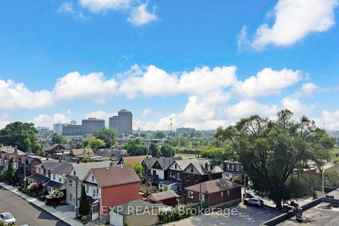Photo 31 at 607 - 1787 St Clair Avenue W, Pellam Park, Toronto