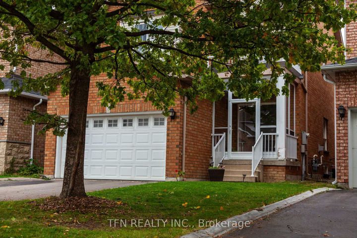 Photo 12 at 5 Belwood Boulevard, Patterson, Vaughan