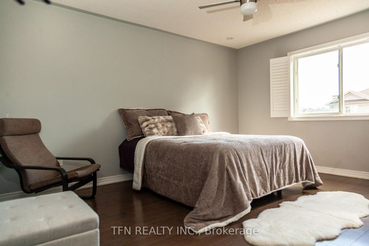 Photo 20 at 5 Belwood Boulevard, Patterson, Vaughan