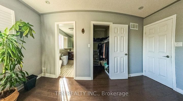 Photo 22 at 5 Belwood Boulevard, Patterson, Vaughan