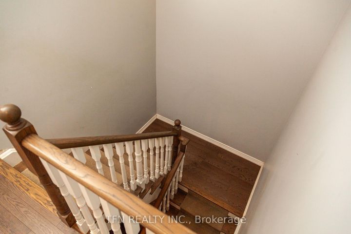 Photo 30 at 5 Belwood Boulevard, Patterson, Vaughan