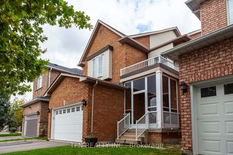 Photo 4 at 5 Belwood Boulevard, Patterson, Vaughan