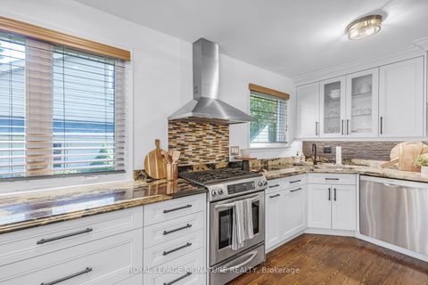 Photo 5 at 41 Denver Crescent, Henry Farm, Toronto