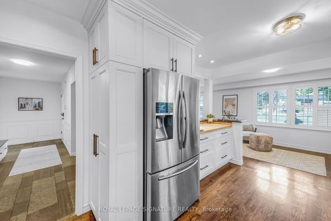 Photo 6 at 41 Denver Crescent, Henry Farm, Toronto