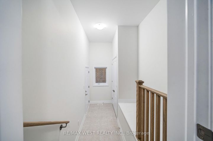 Photo 15 at 3 Speciosa Street, Oak Ridges, Richmond Hill