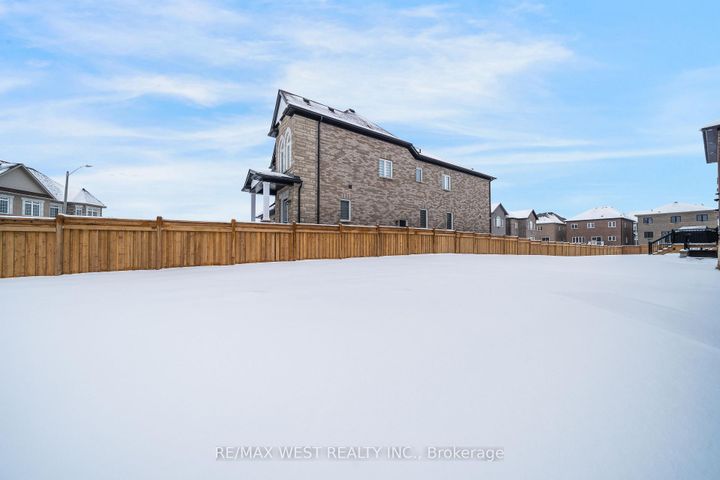 Photo 46 at 3 Speciosa Street, Oak Ridges, Richmond Hill