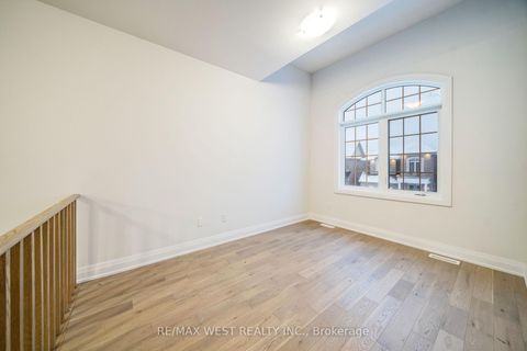 Photo 20 at 3 Speciosa Street, Oak Ridges, Richmond Hill