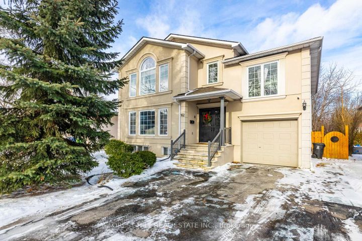 Photo 0 at 162 Goulding Avenue, Newtonbrook West, Toronto