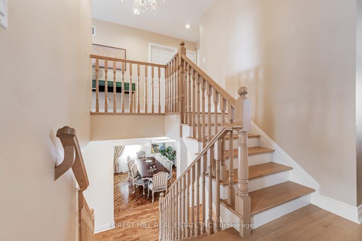 Photo 10 at 162 Goulding Avenue, Newtonbrook West, Toronto