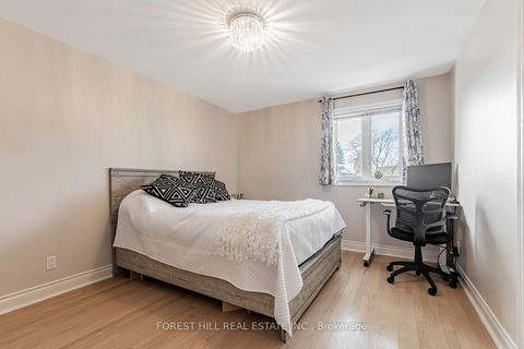 Photo 18 at 162 Goulding Avenue, Newtonbrook West, Toronto