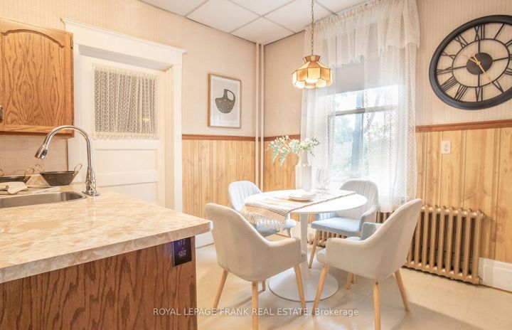 Photo 15 at 33 Fairbanks Street, Central, Oshawa