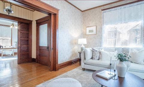 Photo 6 at 33 Fairbanks Street, Central, Oshawa