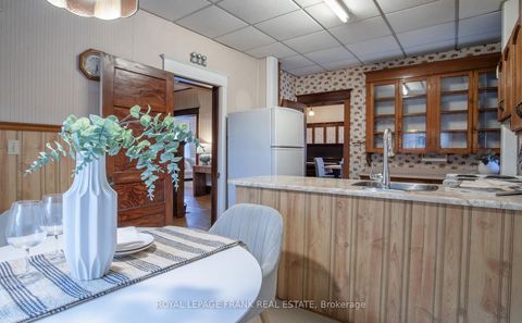 Photo 14 at 33 Fairbanks Street, Central, Oshawa