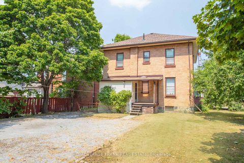 Photo 28 at 33 Fairbanks Street, Central, Oshawa