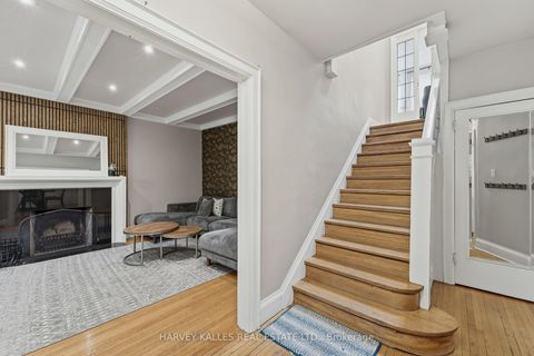 Photo 4 at 202 Dinnick Crescent, Lawrence Park South, Toronto