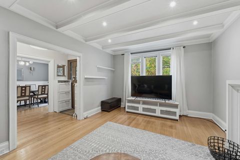 Photo 7 at 202 Dinnick Crescent, Lawrence Park South, Toronto