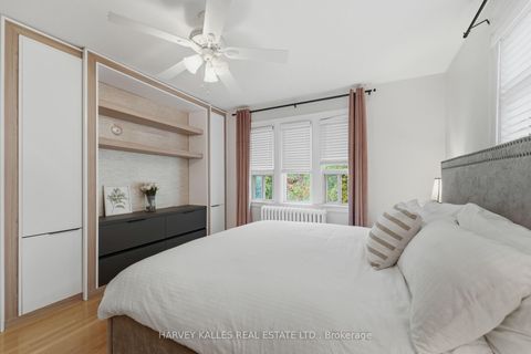 Photo 21 at 202 Dinnick Crescent, Lawrence Park South, Toronto