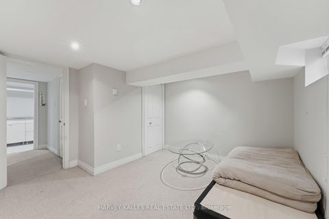 Photo 38 at 202 Dinnick Crescent, Lawrence Park South, Toronto
