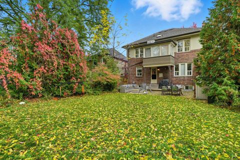 Photo 44 at 202 Dinnick Crescent, Lawrence Park South, Toronto