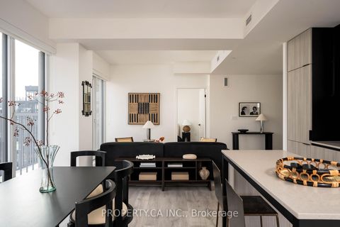 Photo 3 at LPH01 - 2 Augusta Avenue, Chinatown, Toronto